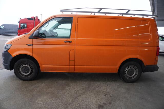 Volkswagen TRANSPORTER 2.0 TDI L1H1 Trendline nr. V139 | Airco | Navi | Cruise | Trekhaak