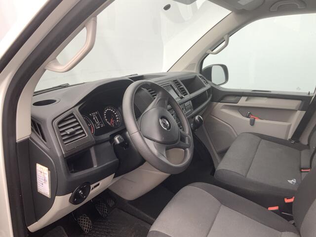 Volkswagen TRANSPORTER 2.0 TDI L2H1 Airco Navi Trekhaak 2200 kg 3 Zits Alu Velg Euro 6