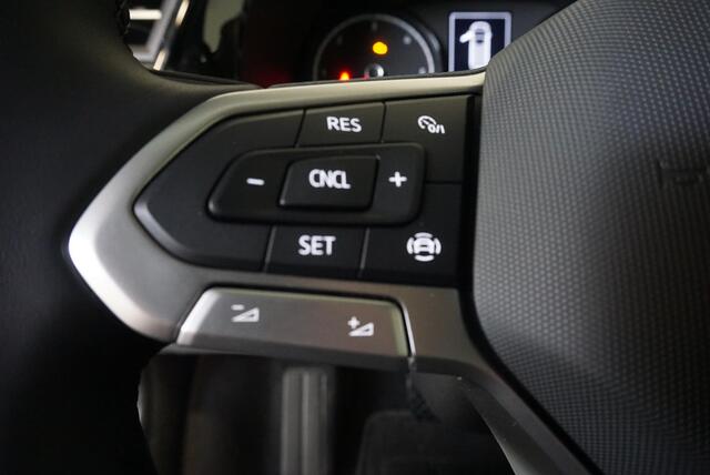 Volkswagen TRANSPORTER 2.0TDI L2H1 150PK Automaat Highline Dubbele Cabine Airco Bluetooth App Connect Camera Cruise Control