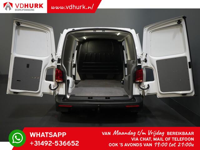 Volkswagen TRANSPORTER Volkswagen Transporter T6.1 2.0 TDI 150 pk DSG Aut. L2 2x Schuifdeur/ LED/ Stoelverw./ Standkachel/ Carplay/ 2.5t Trekverm.