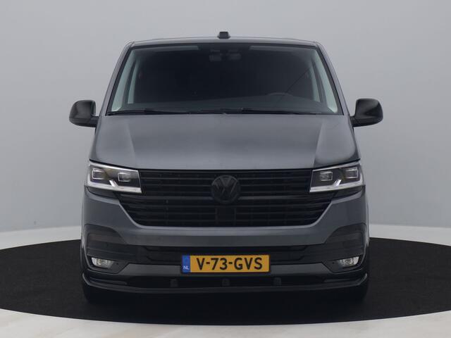 Volkswagen TRANSPORTER 2.0 TDI 150PK | BPM VRIJ | DSG-7 L2H1 28 Highline | BLACK | LEDER | 20" | TREKHAAK | LED