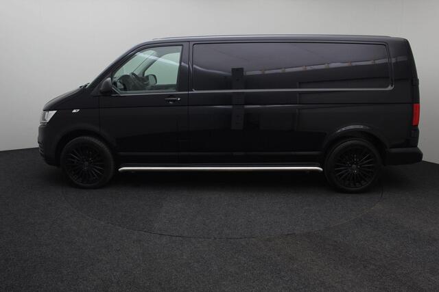 Volkswagen TRANSPORTER 2.0 TDI L2H1 110PK 2023 NAP | Airco | Cruise control | Carplay | PDC | 19'' Lichtmetaal | Sidebars | 1e eigenaar | USB | Bluetooth |