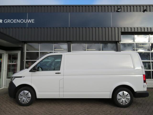 Volkswagen TRANSPORTER T6.1 2.0 TDI 110PK L2H1 28 Comfortline / Navi / Bank / Trekhaak