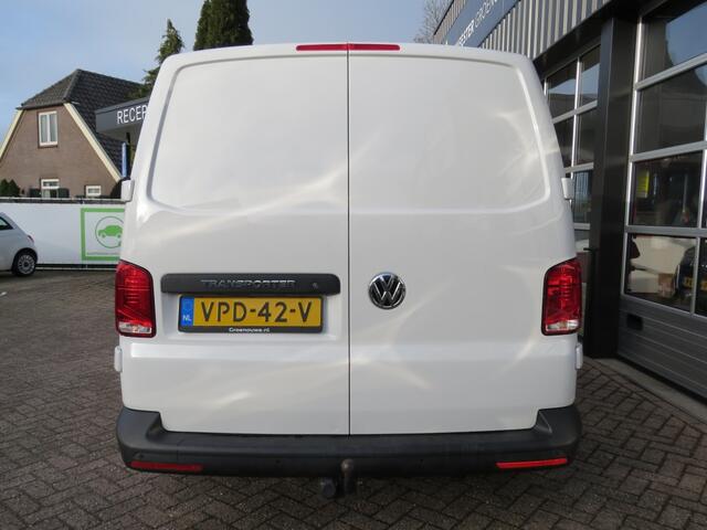 Volkswagen TRANSPORTER T6.1 2.0 TDI 110PK L2H1 28 Comfortline / Navi / Bank / Trekhaak