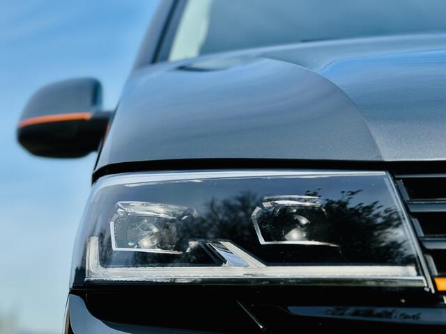 Volkswagen TRANSPORTER 2.0 TDI 150pk | DSG | Lang | DEMO | Black Edition | LED | Standkachel | Adapt. Cruise | Trekhaak | Camera | Ex BTW