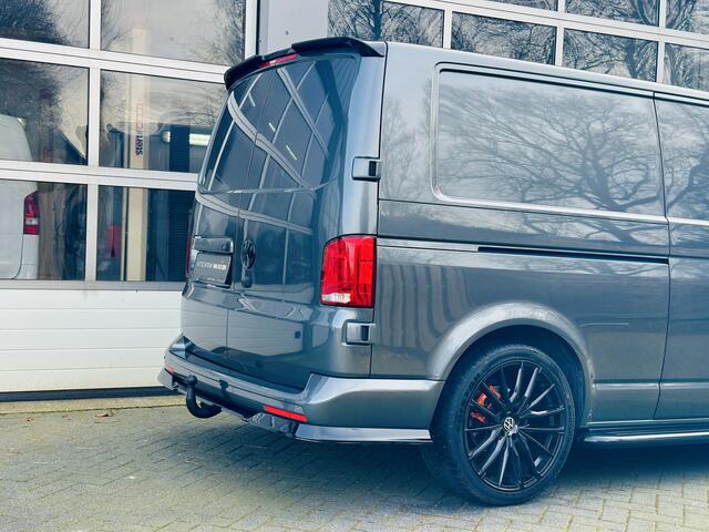 Volkswagen TRANSPORTER 2.0 TDI 150pk | DSG | Lang | DEMO | Black Edition | LED | Standkachel | Adapt. Cruise | Trekhaak | Camera | Ex BTW