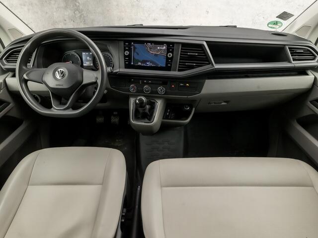 Volkswagen TRANSPORTER Kombi 2.0 TDI L1H1 (9 PERSOONS, LEDER, APPLE CARPLAY, GROOT NAVI, NIEUWE APK, ELEK RAMEN, CRUISE, TREKHAAK, NIEUWSTAAT)
