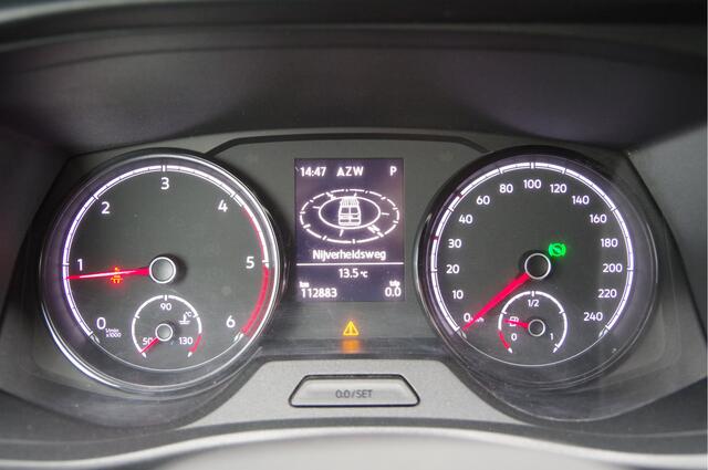 Volkswagen TRANSPORTER 2.0 TDI L2 150PK AUT. TREKHAAK, CAMERA, NAVI, CRUISE, AIRCO, PARKEERSENSOREN, NL AUTO, NAP
