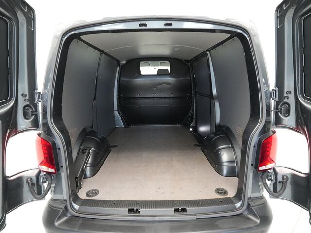 Volkswagen TRANSPORTER 2.0 TDI 110pk L1H1 Airco Stoelverwarming Bluetooth Metallic