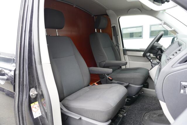 Volkswagen TRANSPORTER 2.0 TDI 204PK L2 EURO 6 - Airco - Navi - Cruise - ¤16.900,- Excl.