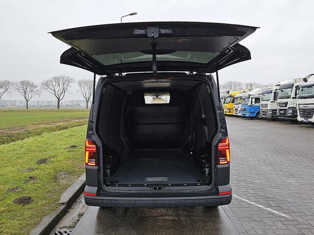 Volkswagen TRANSPORTER 2.0 TDI L1H1 150Pk LED Automaat Euro6 1e Eigenaar Oh-historie!