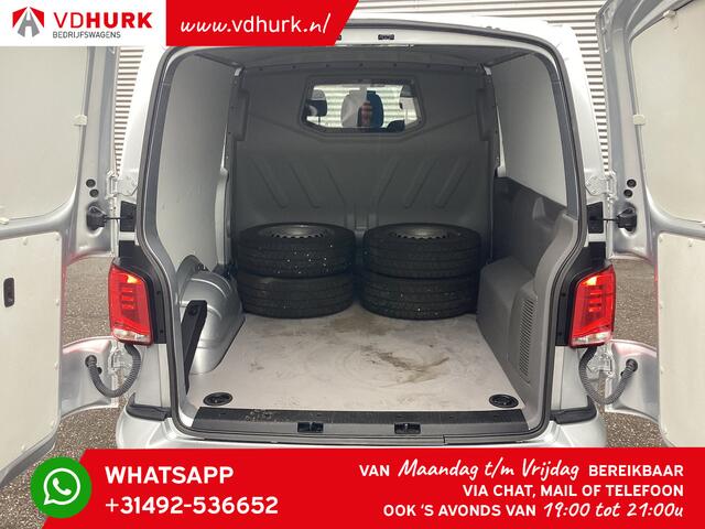 Volkswagen TRANSPORTER 2.0 TDI 150 pk DSG Aut. L2 DC Dubbel Cabine Highline BPM VRIJ! Adapt.Cruise/ LED/ 2xSchuifdeur/ Standkachel/ Carplay/ Stoelverw./ Camera/