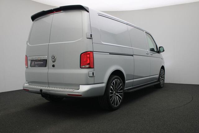 Volkswagen TRANSPORTER 2.0 TDI 150 pk DSG L2H1 28 Bulli | Trekhaak | Schuifdeuren links/rechts | Achteruitrijcamera | Navigatie | Cruise