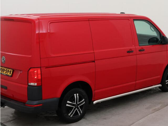 Volkswagen TRANSPORTER 2.0 TDI 150pk DSG Automaat Trekhaak Apple Carplay/ Android Auto Cruise control Airco Sidebars Parkeersensoren
