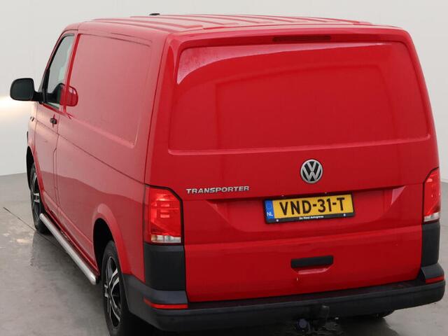Volkswagen TRANSPORTER 2.0 TDI 150pk DSG Automaat Trekhaak Apple Carplay/ Android Auto Cruise control Airco Sidebars Parkeersensoren