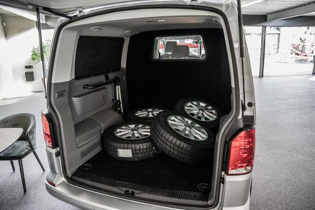 Volkswagen TRANSPORTER 2.0 TDI L2H1 30 DC Comfortline Caravelle