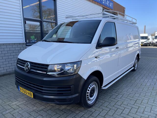 Volkswagen TRANSPORTER 2.0 TDI L2H1 Trendline / vaste prijs rijklaar ¤ 12.950 ex btw / bpm vrij / airco / imperial / trekhaak / euro 6 / sidebars !