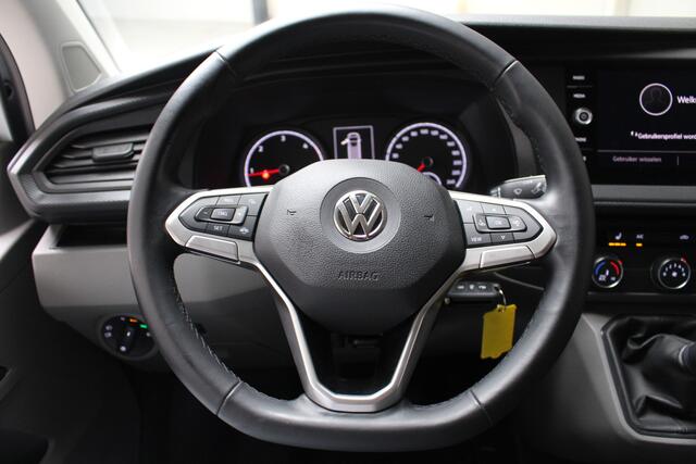 Volkswagen TRANSPORTER 2.0 TDI L1H1 28 Highline Navigatie | Stoelverwarming | Bijrijdersbank | Camera excl. btw/bpm