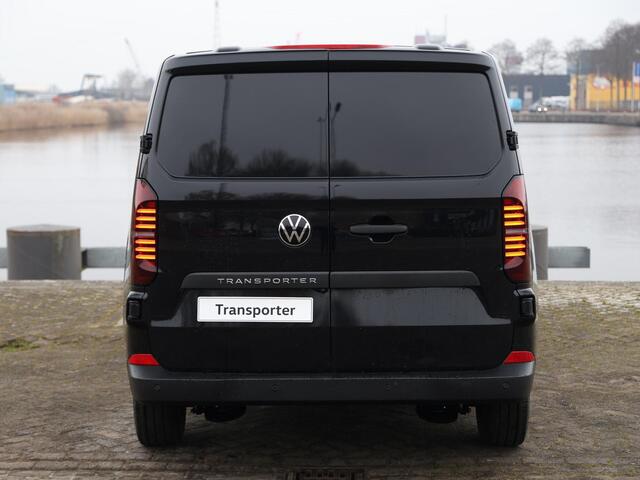 Volkswagen TRANSPORTER 2.0 TDI 150pk L2H1 30 Life | BPM vrij | Climatronic | Cruise control | PDC | Navi via app-connect | Bijrijdersbank | Camera |