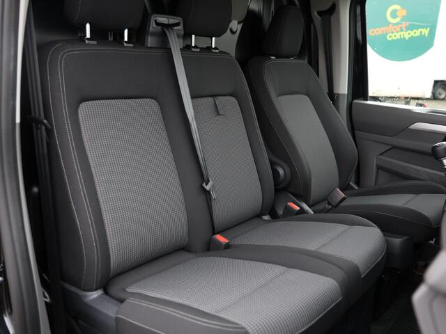 Volkswagen TRANSPORTER 2.0 TDI 150pk L2H1 30 Life | BPM vrij | Climatronic | Cruise control | PDC | Navi via app-connect | Bijrijdersbank | Camera |