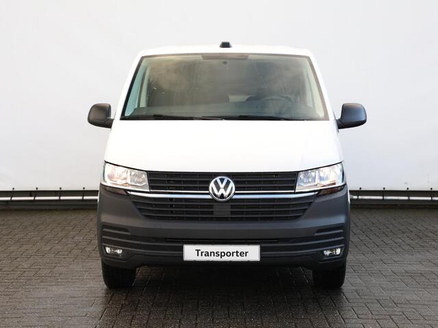 Volkswagen TRANSPORTER 2.0 TDI 110PK L1H1 | Airco | Cruise | Navigatie via app-connect | Achteruitrijcamera | Bijrijdersbank | Verlengde Fabrieksgarantie t/m 06-2029 of 100.000km