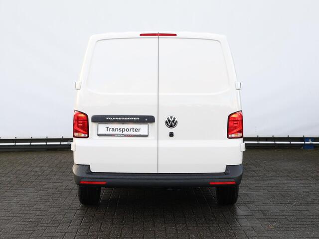 Volkswagen TRANSPORTER 2.0 TDI 110PK L1H1 | Airco | Cruise | Navigatie via app-connect | Achteruitrijcamera | Bijrijdersbank | Verlengde Fabrieksgarantie t/m 06-2029 of 100.000km