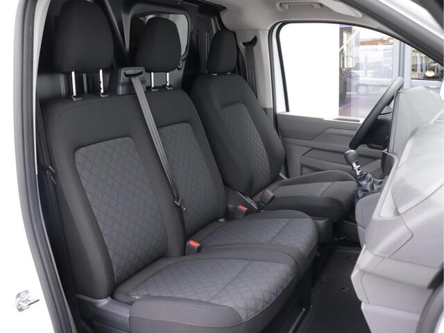 Volkswagen TRANSPORTER 2.0 TDI L1H1 28 | BPM-vrij | Achterdeuren | Cruise control | Parkeersensoren | App-connect | Airco |