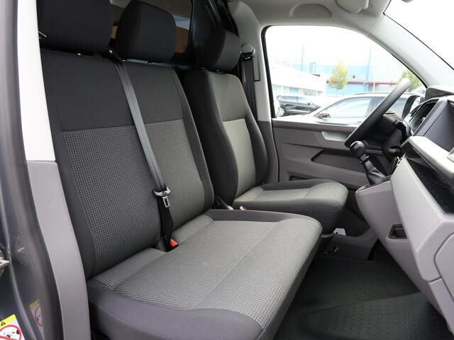 Volkswagen TRANSPORTER 2.0 TDI 150PK L2H1 30 Trendline | Airco | Cruise | Bluetooth | Bijrijdersbank | Deuren met ruit | Betimmering |