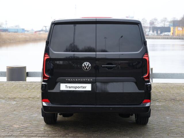 Volkswagen TRANSPORTER 2.0 TDI 170PK Automaat L1H1 Bulli | BPM vrij | Climatronic | ACC | PDC | Navigatie | Stoelverwarming | 2 stoelen | Camera |