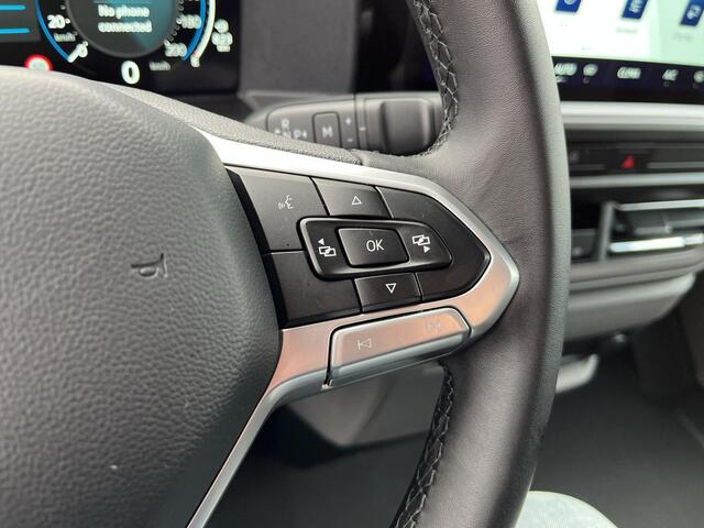 Volkswagen TRANSPORTER 2.0 TDI 150Pk Automaat L2H1 30 PanAmericana V-56-LBS | Dub. Cabine | Navi | Trekhaak | BPM vrij |