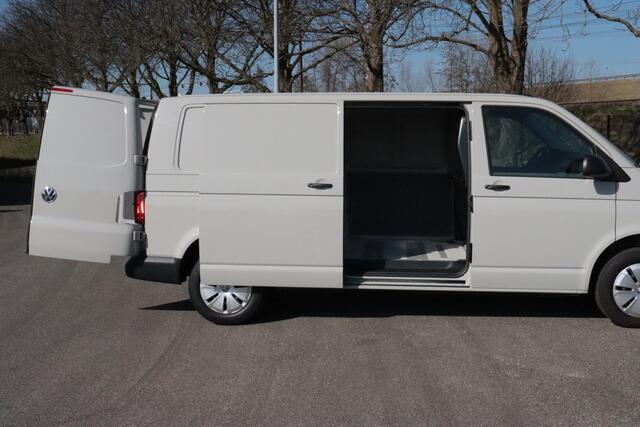 Volkswagen TRANSPORTER 2.0 TDI L2H1 28 Comfortline 150PK | 3 PERS | APPCONNECT | AIRCO | PDC ACHTER | SCHUIFDEUR R |