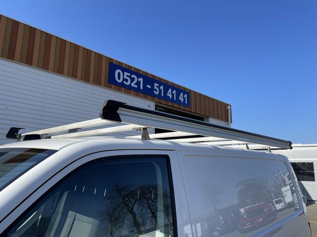 Volkswagen TRANSPORTER 2.0 TDI 110pk L1H1 28 / vaste prijs rijklaar ¤ 18.950 ex btw / Bott ingrichte laadruimte