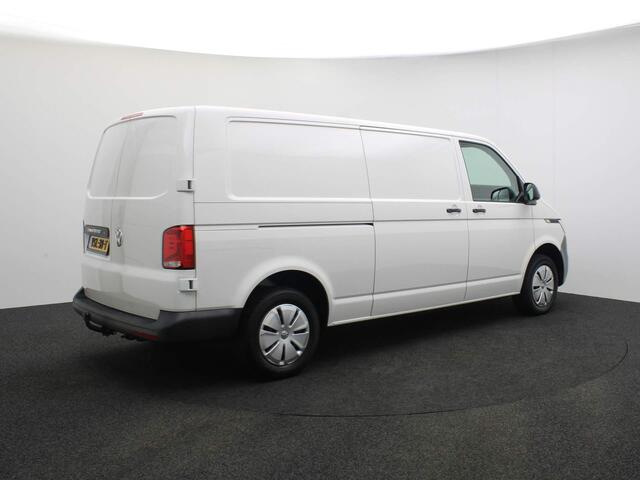 Volkswagen TRANSPORTER 2.0 TDI 150pk L2 | BPM-vrij | excl. kosten rijklaarmaken |