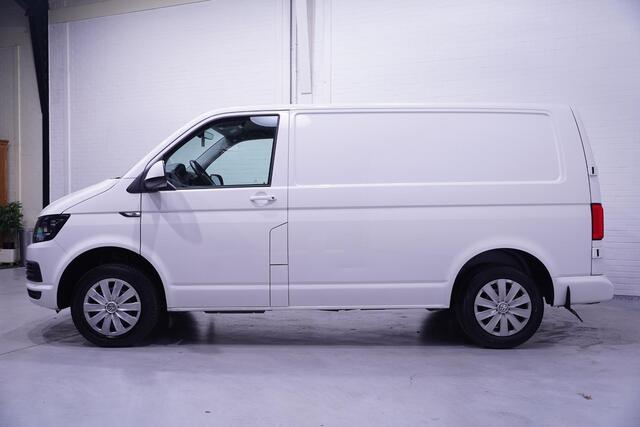 Volkswagen TRANSPORTER 2.0 TDI 150 pk DSG Aut. L1H1 Navi, Deuren Achter PDC V+A, Bumpers in Kleur, Cruise Control, 3-Zits