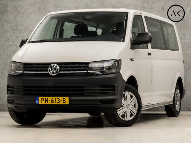 Volkswagen TRANSPORTER Kombi 2.0 TDI L2H1 (8 PERSOONS, APPLE CARPLAY, NAVIGATIE, BLUETOOTH, AIRCO, ELEK PAKKET, ARMSTEUN, SPORTSTOELEN, NIEUWE APK, NIEUWSTAAT)