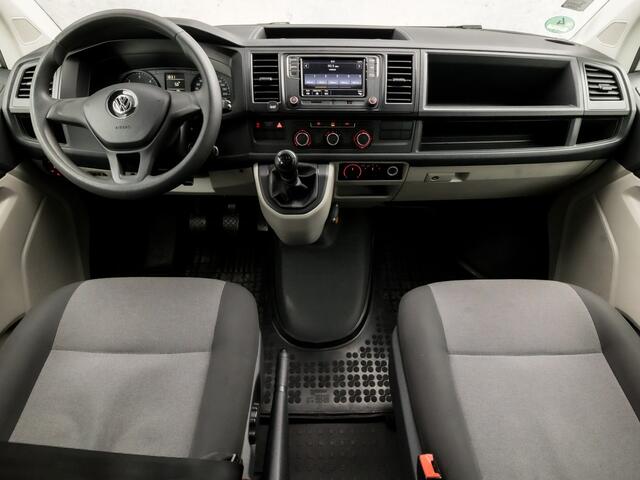 Volkswagen TRANSPORTER Kombi 2.0 TDI L2H1 (8 PERSOONS, APPLE CARPLAY, NAVIGATIE, BLUETOOTH, AIRCO, ELEK PAKKET, ARMSTEUN, SPORTSTOELEN, NIEUWE APK, NIEUWSTAAT)