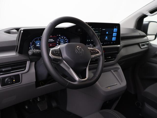 Volkswagen TRANSPORTER 2.0 TDI L2H1 30 Bulli Intro L2 Dubbele Cabine Luxe 5-Zitter | BPM Vrij | 170pk | Automaat | IQ-LED | Comfortstoelen | Navigatie Apple Carplay/Android Auto DAB+ MF-Stuur | Cruise Control Adaptief | Climatronic Airco | Parkeersensoren V+A + Achteruitrijcame