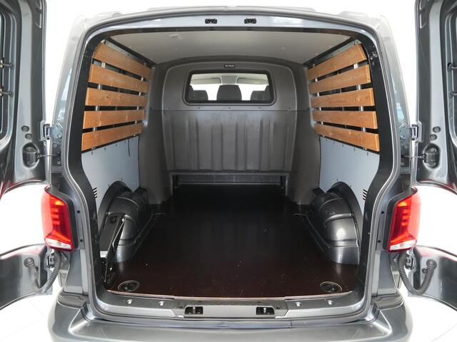 Volkswagen TRANSPORTER 2.0 TDI 150pk DSG L2H1 30 DC Navigatie Trekhaak Acc Pdc