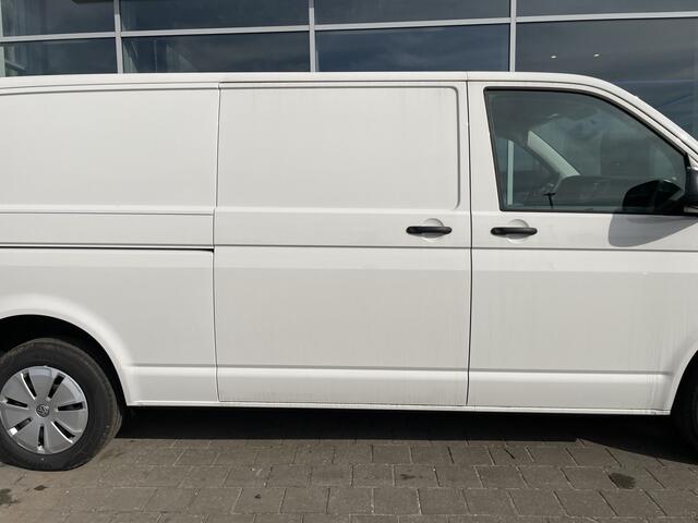 Volkswagen TRANSPORTER 2.0 TDI L2H1 28 150PK Hand | 3 zits | achterdeuren | Cruise control