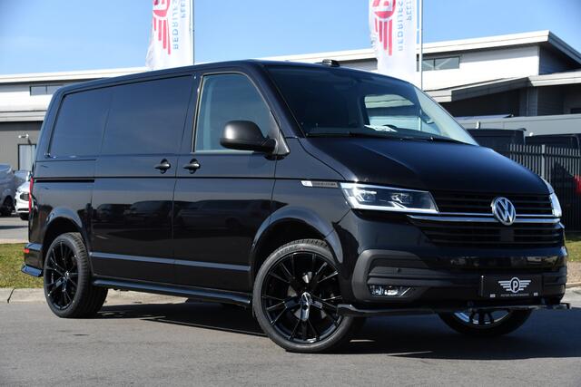 Volkswagen TRANSPORTER 2.0 TDI L1H1 Black Bulli Edition Adaptieve Cruise, Camera, Carplay, LED, 150PK, Automaat, Multimedia, Stoelverwarming, Uniek!