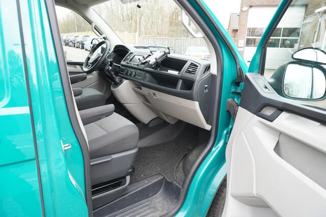 Volkswagen TRANSPORTER 2.0 TDI L1H1 Comfortline TREKHAAK CARPLAY NAVI CAMERA KASTEN