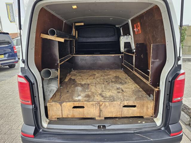 Volkswagen TRANSPORTER 2.0 TDI L2-H1 Comfortline * Navi * NAP * Eerste Eigenaar *