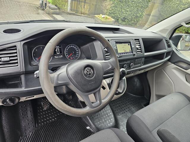 Volkswagen TRANSPORTER 2.0 TDI L2-H1 Comfortline * Navi * NAP * Eerste Eigenaar *