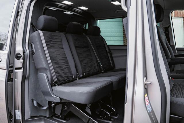 Volkswagen TRANSPORTER T6.1 150 PK DSG 6-PERSOONS DC L2H1 Caravelle ACC| LED | NAVI | A-DEUREN | CLIMATRONIC