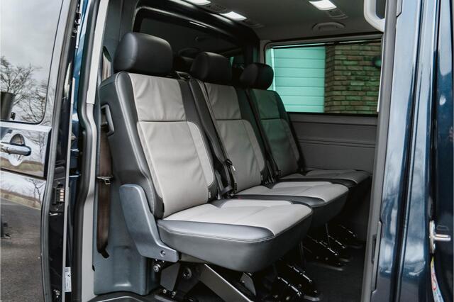Volkswagen TRANSPORTER T6.1 2.0 TDI 204 PK DSG CARAVELLE L2H1 A-KLEP DUB/DUB ACC | LED | Leder | Virtual Cockpit | Privacy glass |