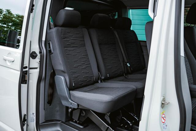 Volkswagen TRANSPORTER T6.1 2.0 TDI 150 PK DSG CARAVELLE L2H1 DUB/CAB A-KLEP ACC | LED | Privacy glass | Apple Carplay/Android Auto