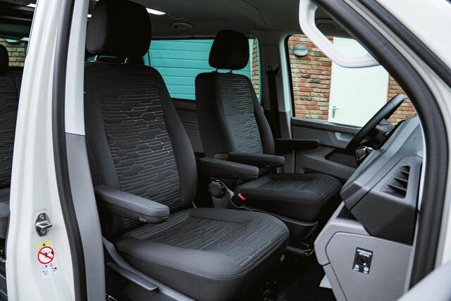 Volkswagen TRANSPORTER T6.1 2.0 TDI 150 PK DSG CARAVELLE L2H1 DUB/CAB A-KLEP ACC | LED | Privacy glass | Apple Carplay/Android Auto