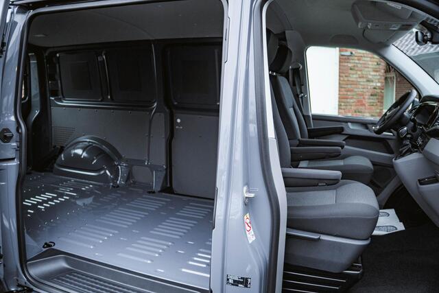 Volkswagen TRANSPORTER T6.1 2.0 TDI 150 PK DSG L2H1 BULLI A-Klep ACC | Lane Assist | Side Assist | Virtual cockpit | 2x Schuifdeuren |