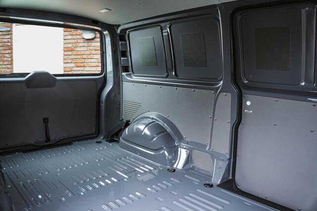 Volkswagen TRANSPORTER T6.1 2.0 TDI 150 PK DSG L2H1 BULLI A-Klep ACC | Lane Assist | Side Assist | Virtual cockpit | 2x Schuifdeuren |