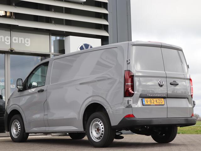Volkswagen TRANSPORTER 2.0 TDI 110 pk L1H1 Life Intro | BPM Vrij | App Connect | LED | Camera | Climatronic |